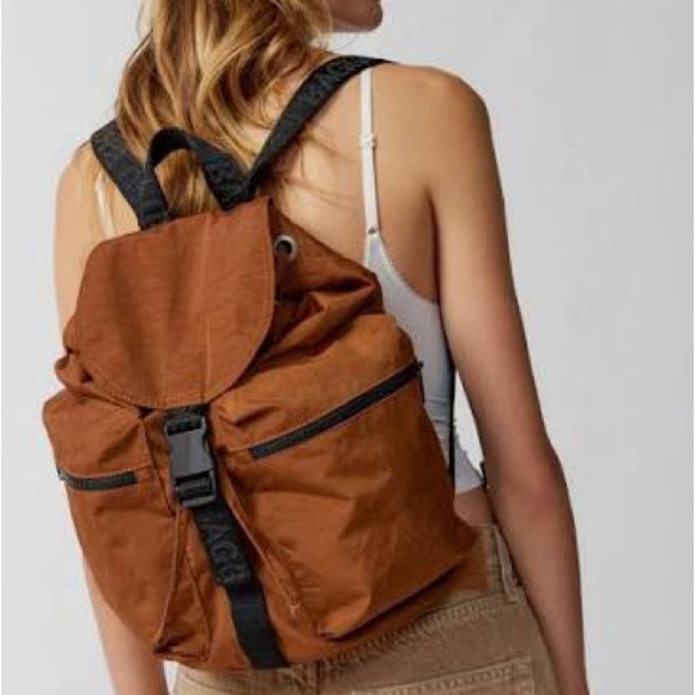 BAGGU Backpack - image 3